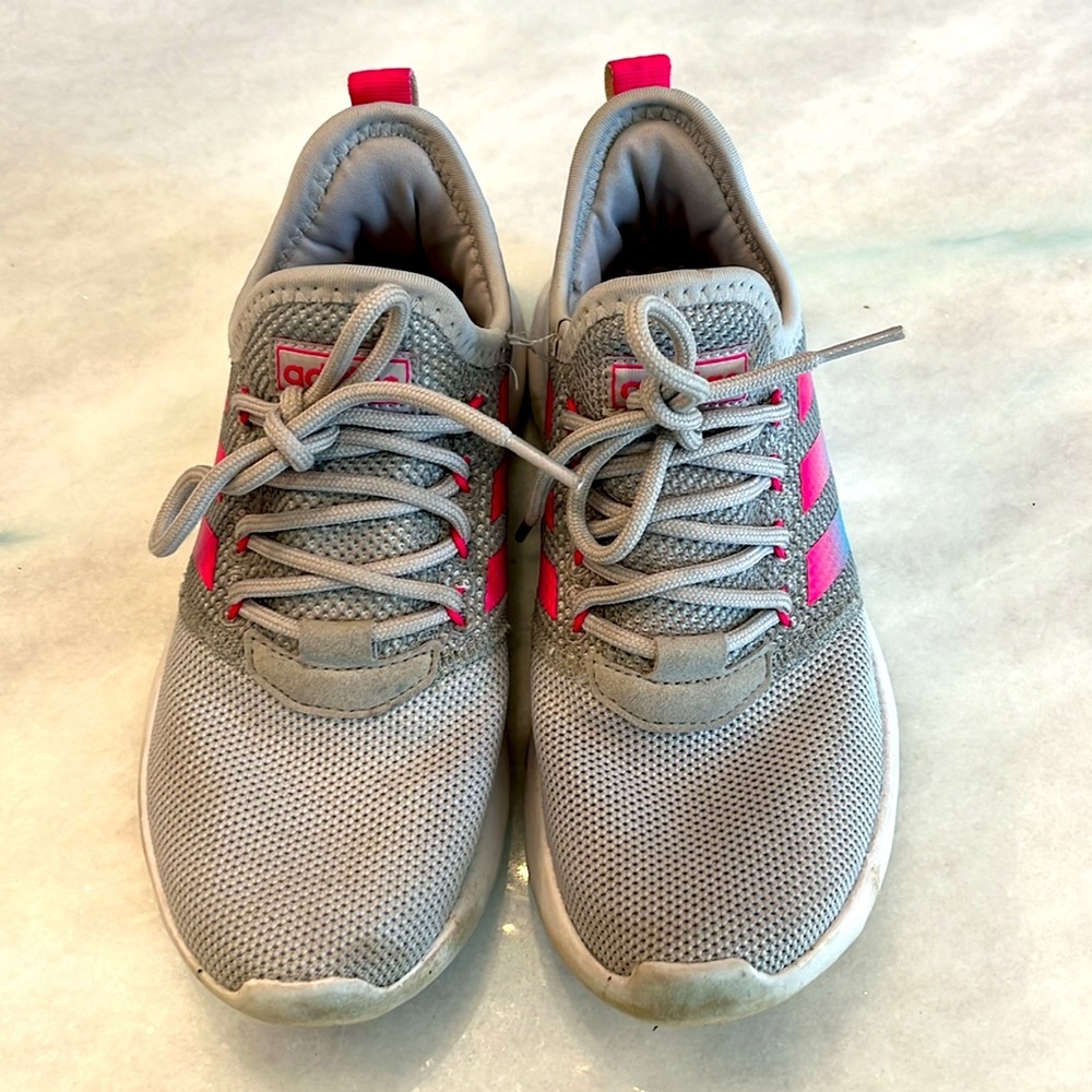 Adidas Women’s Sneakers Size 6.5 light weight sneakers shoes - Picture 2 of 5